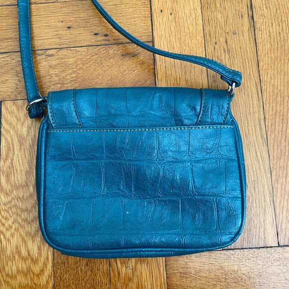 Elegant Teal Crossbody Bag - Picture 7 of 9